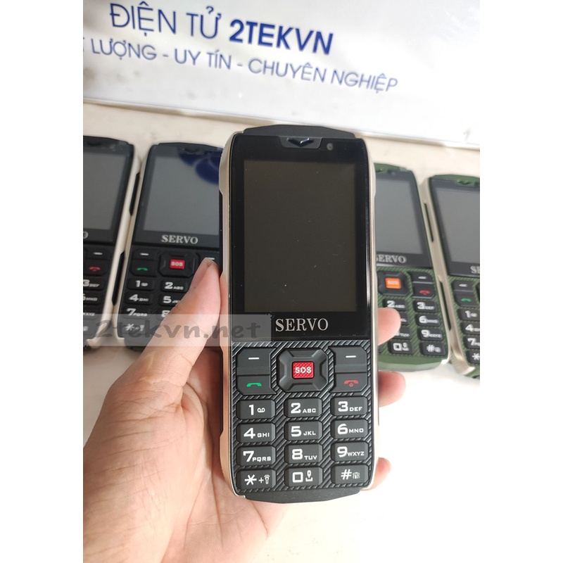 Điên thoại 4 sim Servo H8 loa to sóng khỏe pin siêu khủng có thể thay đổi giọng nói
