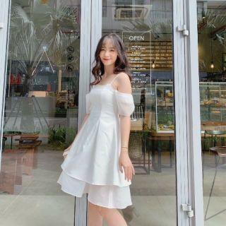 ĐẦM TRẮNG RỚT VAI PHỐI CHÂN SHEER