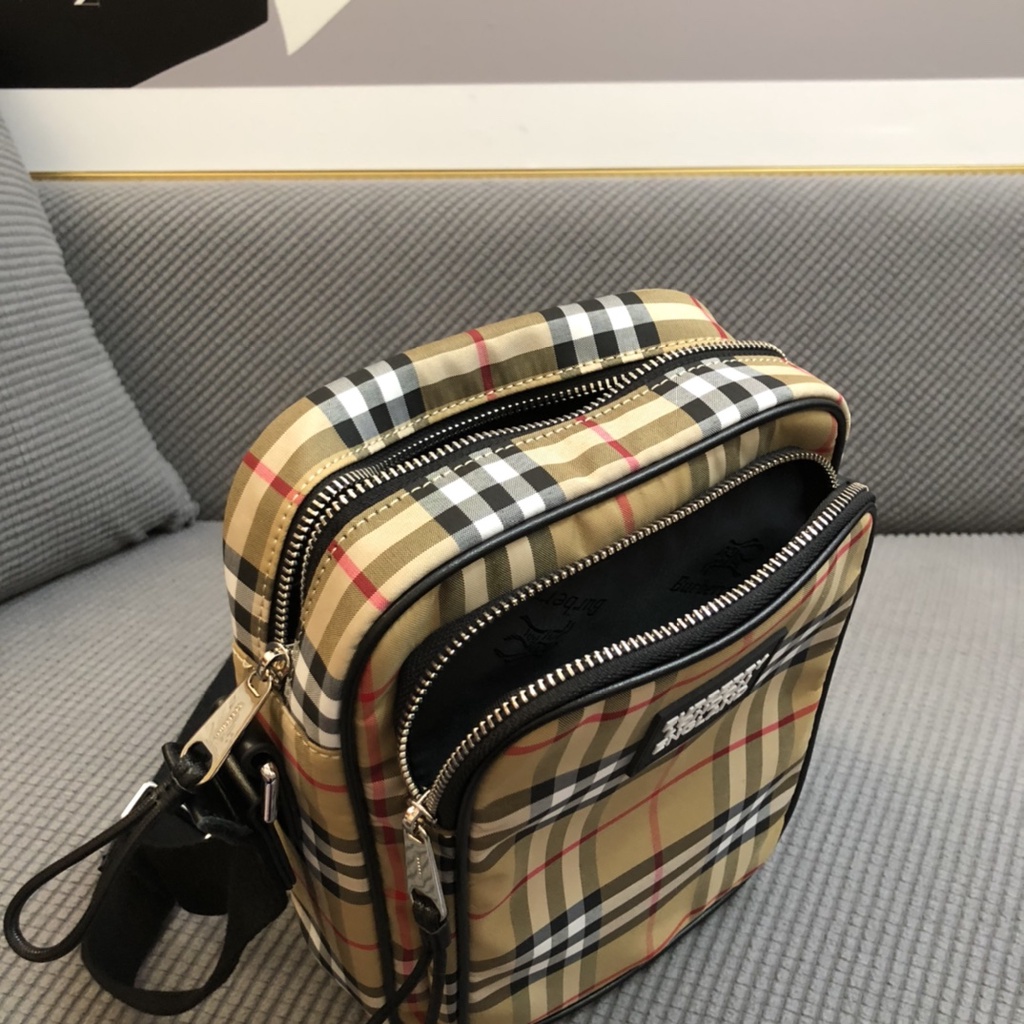 Túi đeo chéo nam da thật thời trang cao cấp Burberry BBR phong cách cá tính, thời thượng