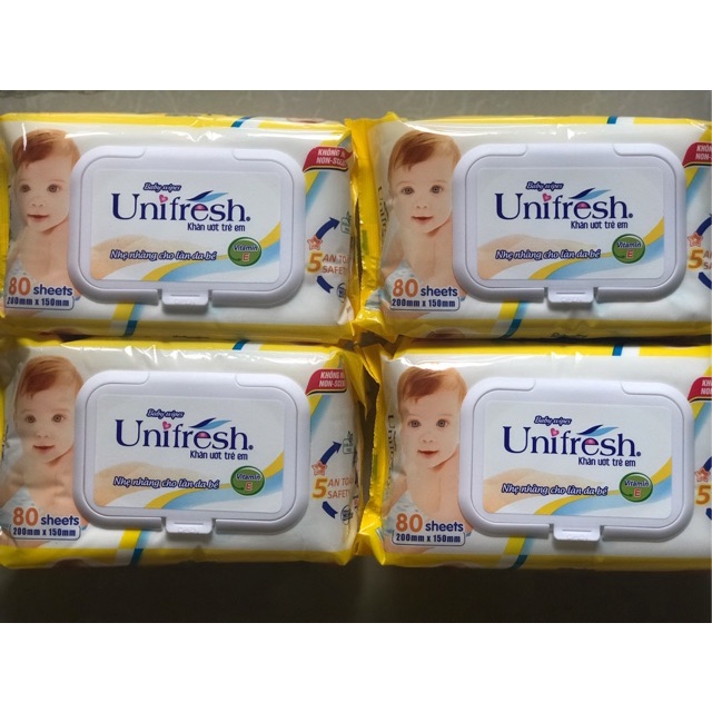 Combo 3 Khăn Ướt Trẻ Em Unifresh Vitamin E Không Mùi An Toàn Cho Da Em Bé
