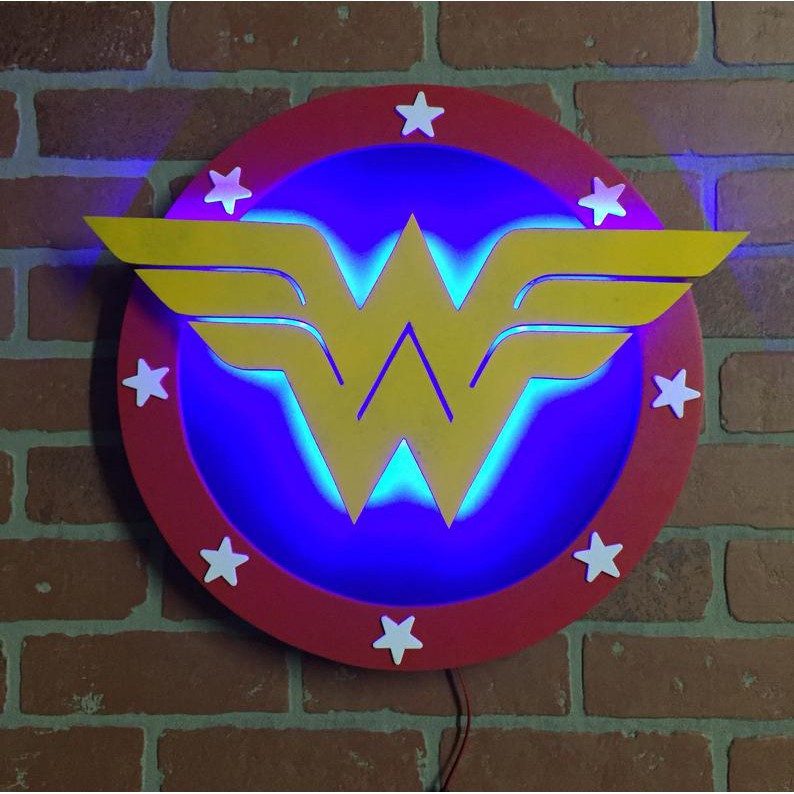 Đèn Ngủ Led Hình Wonder Woman Trong Phim Justice League