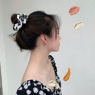 Dây cột tóc srunchies vải hoa cúc Hàn