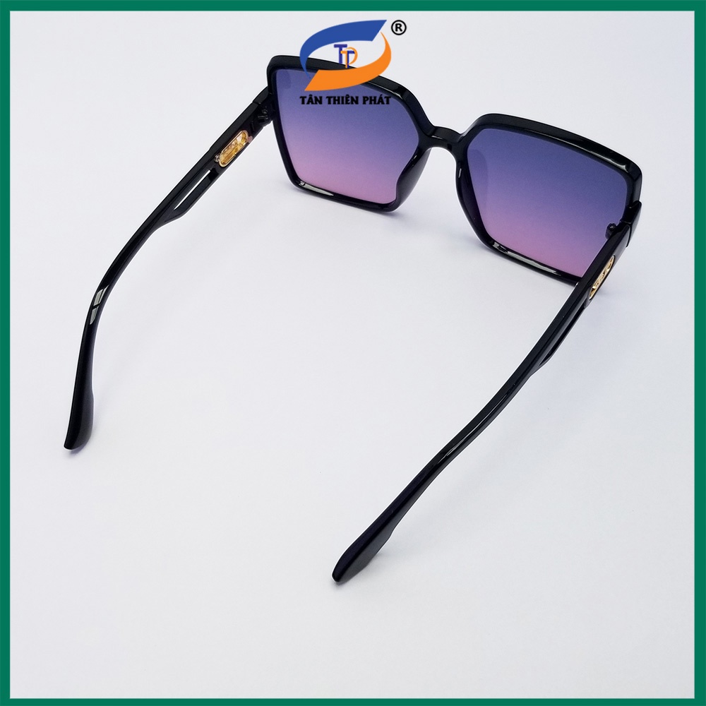 Kính mát nữ mắt vuông to màu nâu, tím TTP2525. Tròng Polycarbon phân cực, ngăn bụi, chống nắng và tia UV