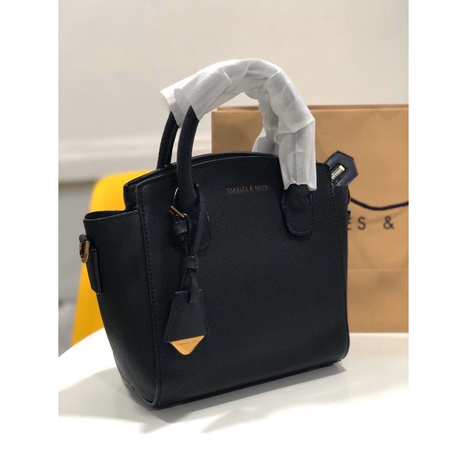 TÚI XÁCH NEW ..NEW ..IN STORE !!CNK Office CK2-30270225!!