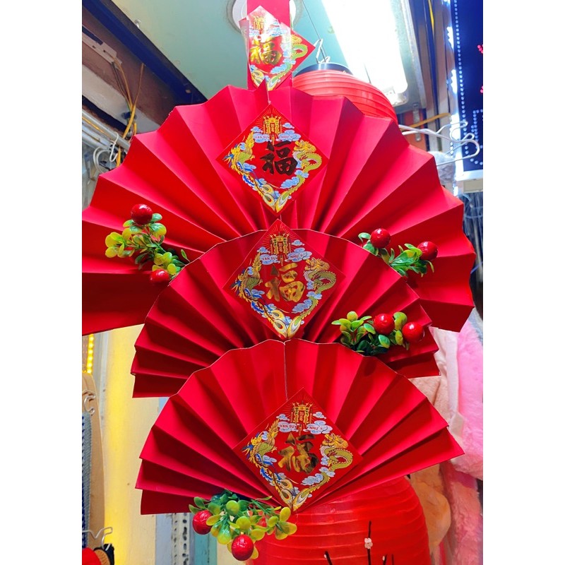 Quạt giấy trang trí tết