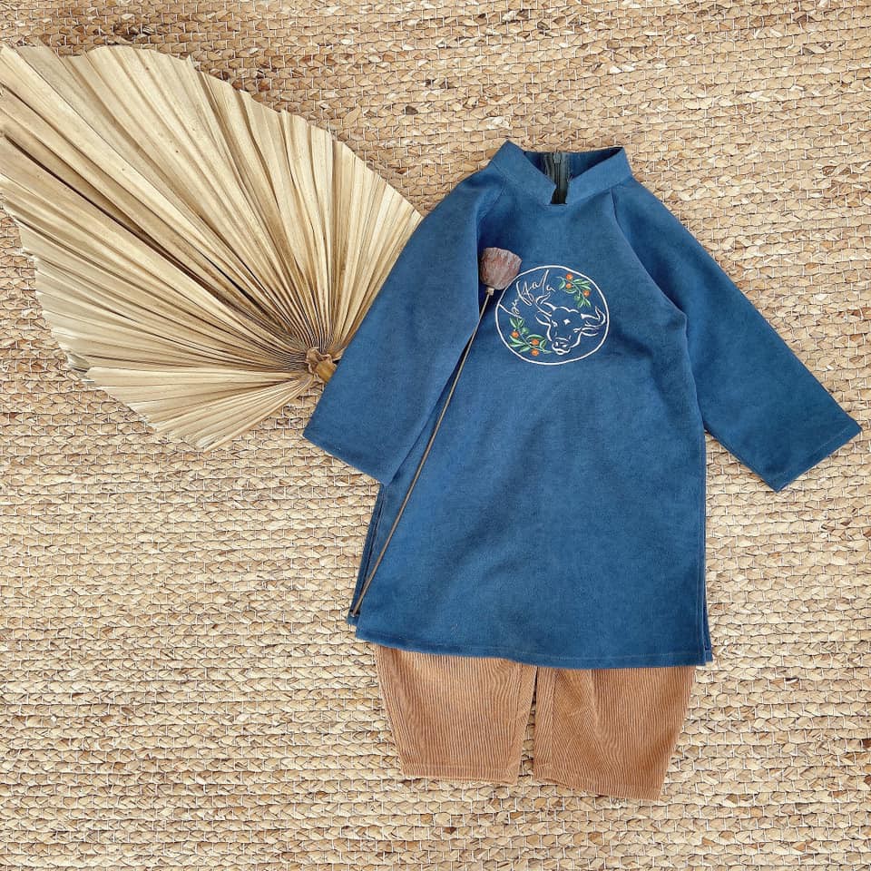 Set áo dài trẻ em 0-8 tuổi họa tiết thêu trâu, bộ áo dài bé trai thiết kế Kakummi