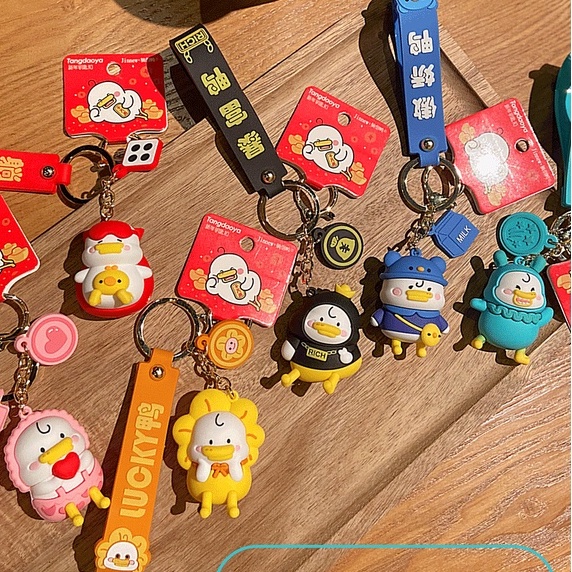 Móc khóa Bé Vịt Baby mặc tã siêu dễ thương, chắc chắn, màu sắc sặc sỡ Hàng Loại 1