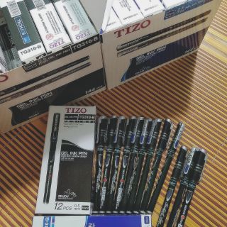 Bút Bi Nước TIZO 0.5mm (Hộp 12 Cái)