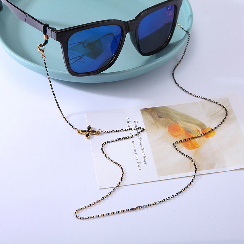 Phụ Kiện Giá Đỡ Dây Đeo Mắt Kính Đính Ngọc Trai Độc Đáo