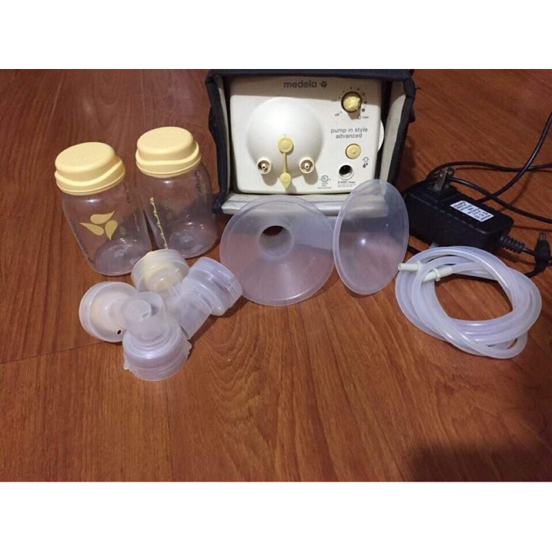 Máy hút sữa Medela Pump có bảo hành