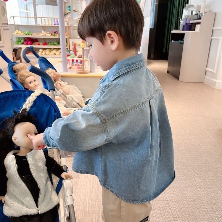 Áo Khoác Denim Mỏng Mềm Màu Gradient Cá Tính Cho Bé Trai