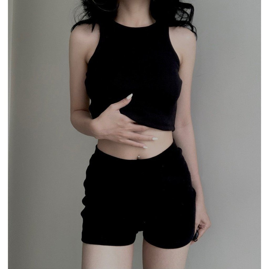 Áo Croptop trơn kiểu ba lỗ hot hit đẹp rẻ mix áo sơ rộng đi du lịch cực chất cực xinh