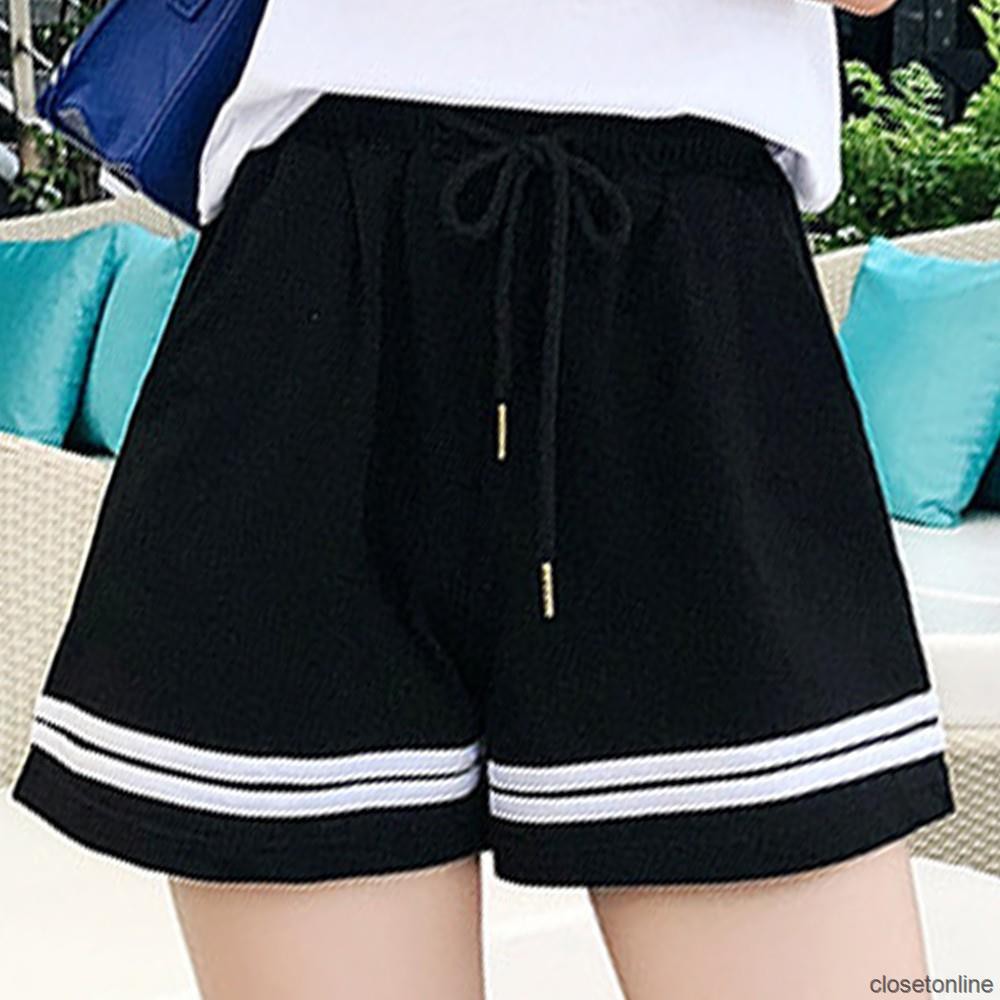 Quần short nữ ống rộng họa tiết sọc ngang thời trang