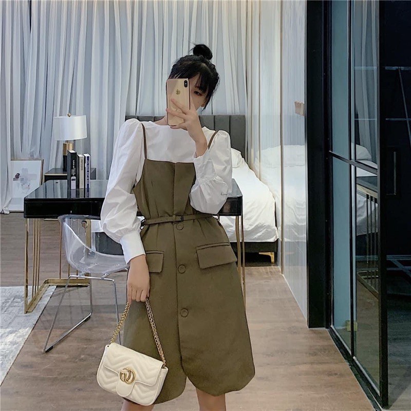 Áo dạ ép trần bông màu xanh siêu xinh, lớp ngoài dạ ép, lớp trong trần bông, cầm lên tay nặng trịch, áo dang mang to