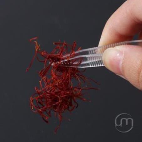 5*0.7*0.7cm Nhíp gắp SAFFRON, MI, MỤN, NGHỆ TÂY NHỰA trong U&M