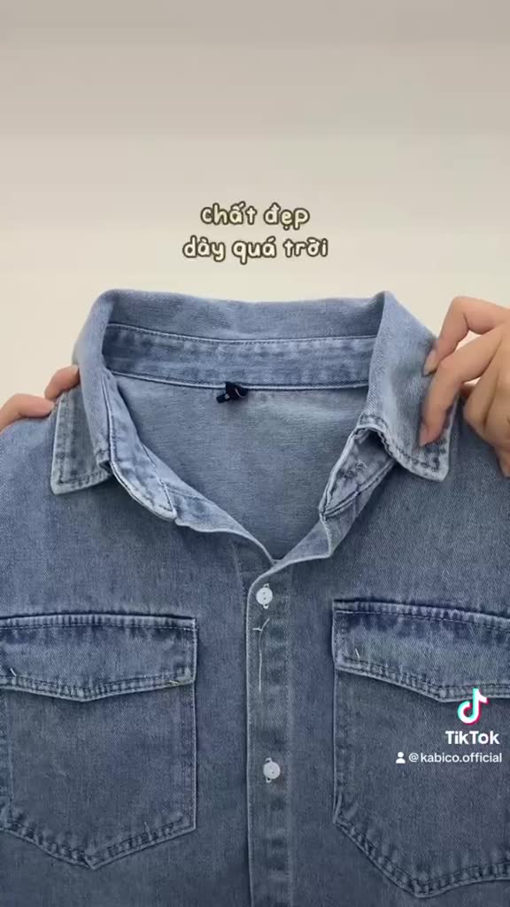 Áo sơ mi jean nữ cộc tay KABICO, áo sơ mi bò oversize form rộng 2 túi phong cách ulzzang G5 | BigBuy360 - bigbuy360.vn