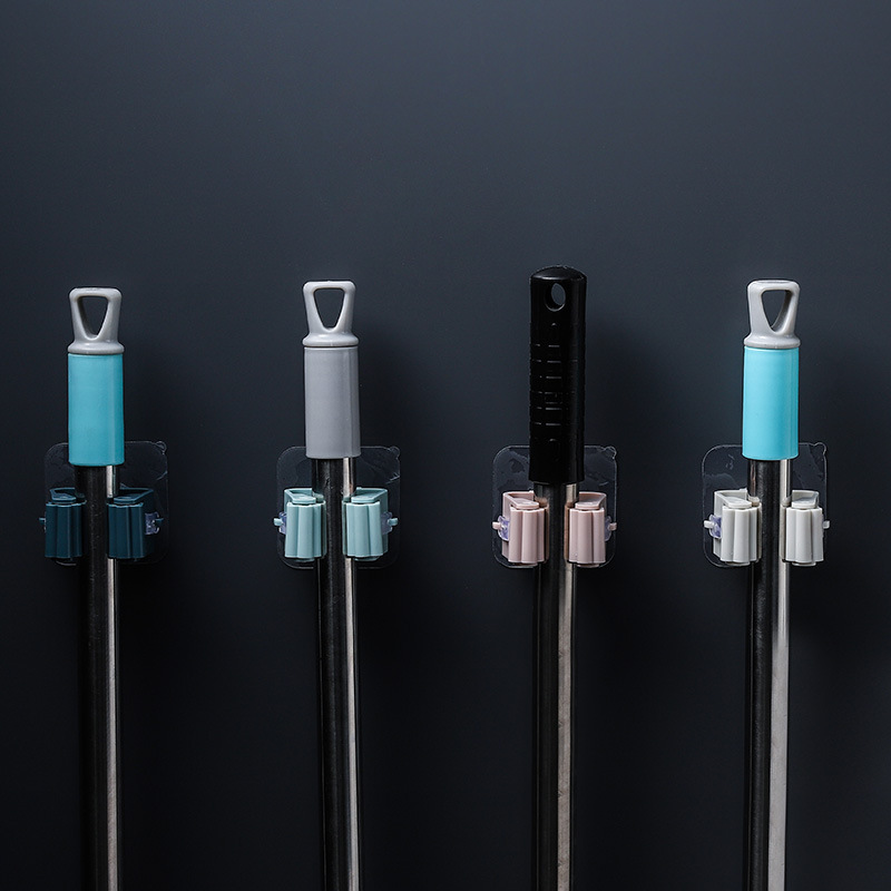 Móc gắn tường dùng treo cây lau nhà tiện dụng