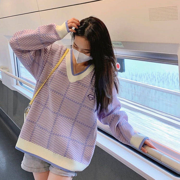 Áo len dáng dài kẻ sọc cổ tim phối viền cực xinh | BigBuy360 - bigbuy360.vn