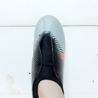 GIÀY ĐÁ BÓNG CỔ CAO X( TẶNG KÈM TẤT DÀI )