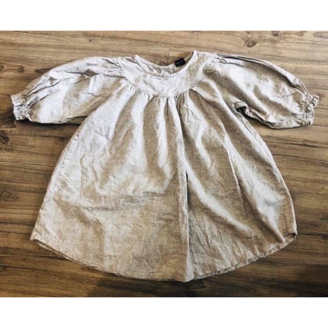 Áo chị Lý Đào