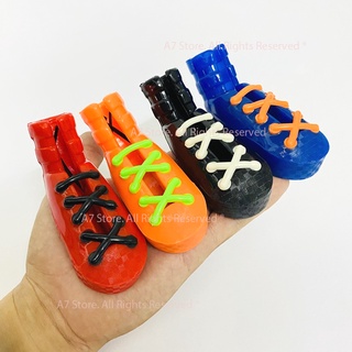 Bọc chân chống nghiên xe máy hình chiếc giày m10