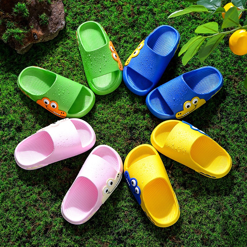 Dép lê quai ngang chất mềm nhẹ hình Cá Sấu nhiều màu đáng yêu đủ size từ 2-8 tuổi cho bé trai bé gái mẫu mới nhất M8890