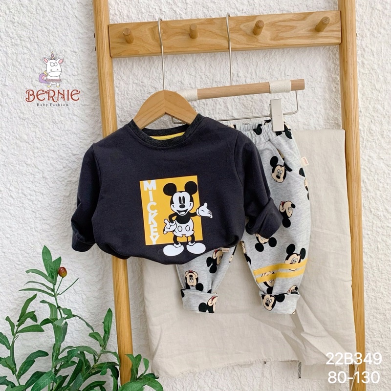 Bộ da cá dài tay Bernie hoạ tiết mickey và ô tô cho bé trai mặc thu đông