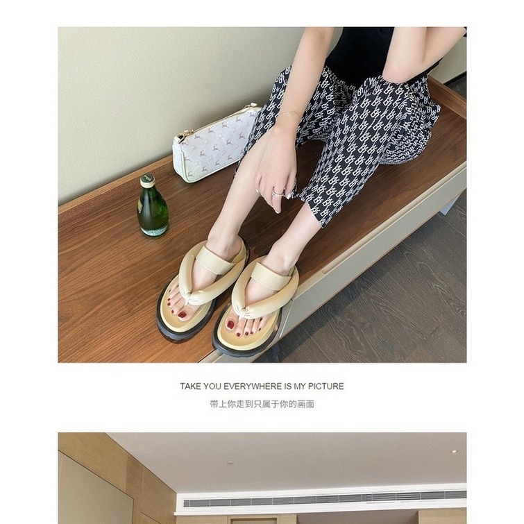 giày sandal nữ mặc bên ngoài dép quai hậu đế thấp của phụ nữ mùa xuân và mùa hè năm 2021 mới bánh bông lan hoang dã Nền tảng chống trượt Dép xỏ ngón hình xương cá【COD】
