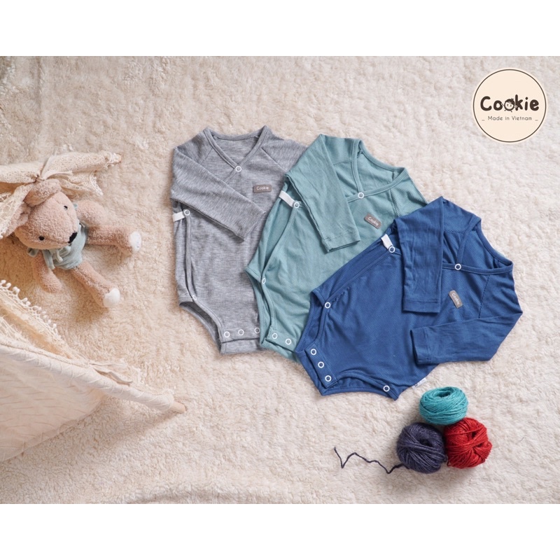 Body dài tay vạt chéo