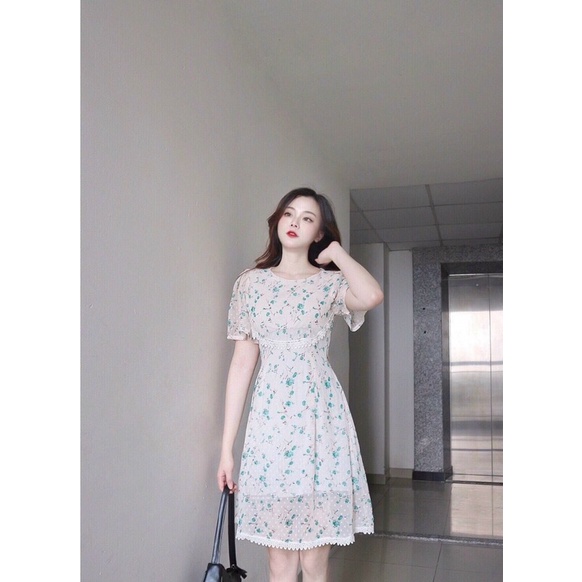 👑 Đầm hoa cổ tròn hoa nhí lạ có dây buộc eo xinh lắm nè mặc thảo mái vô cùng luôn 👑