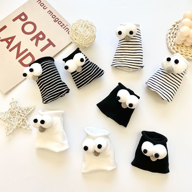 Vớ Ren Kẻ Sọc Trắng Đen Họa Tiết Đôi Mắt To Hoạt Hình Phong Cách Nhật Bản Đáng Yêu Cho Nữ