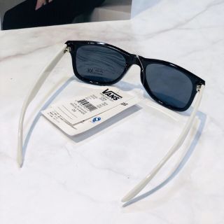 Kính Vans xịn