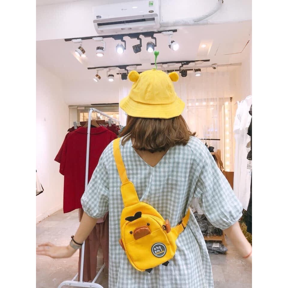 Túi đeo chéo thời trang Nam Nữ hình con Vịt ( Đen - Vàng) | BigBuy360 - bigbuy360.vn