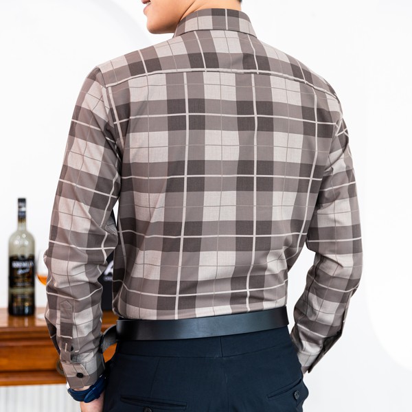 Áo Sơ Mi Nam Trung Niên Công Sở Anton Somianton Dài Tay Màu Nâu Vải Sợi Tre Kẻ Caro - AC135
