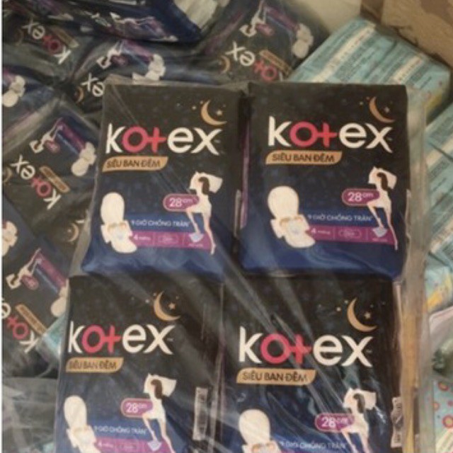 Băng vệ sinh kotex đêm  28cm tặng