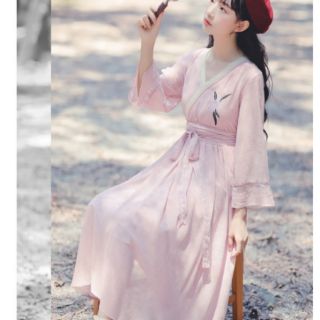 Váy hán phục cách tân. Váy loli