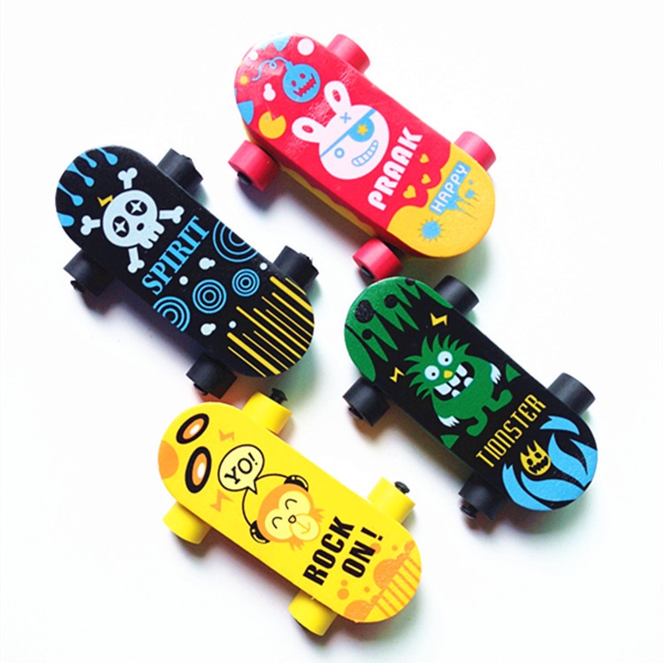 Gôm tẩy bút chì hình ván trượt mini độc đáo