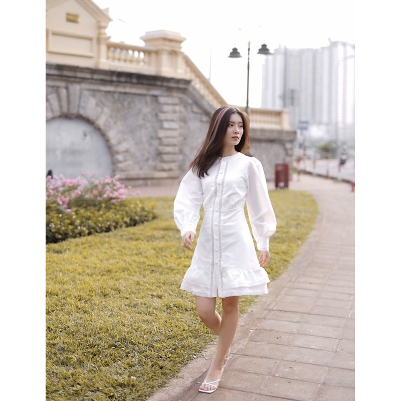 Váy viền ren Winie