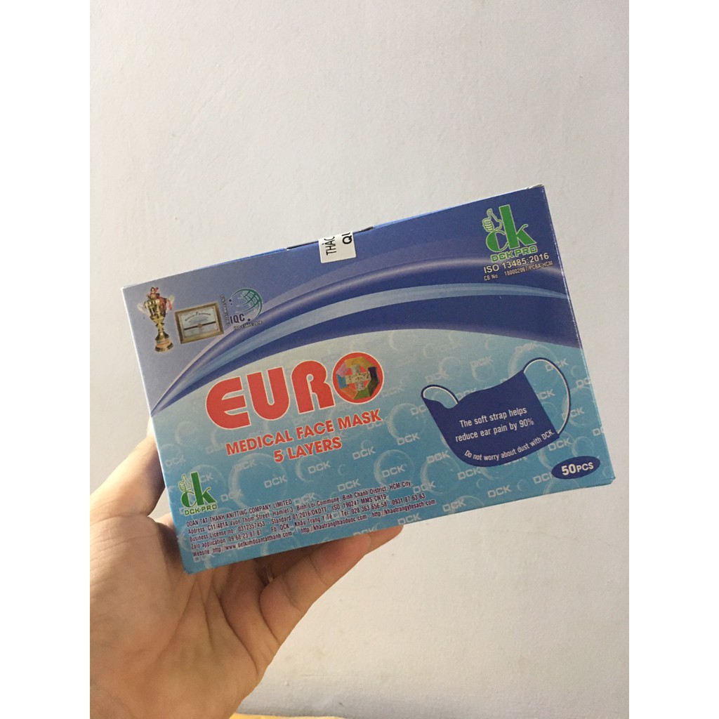 Khẩu Trang Y Tế Euro Xanh 5 Lớp Không Xù Lông 1 Hộp 50 Chiếc