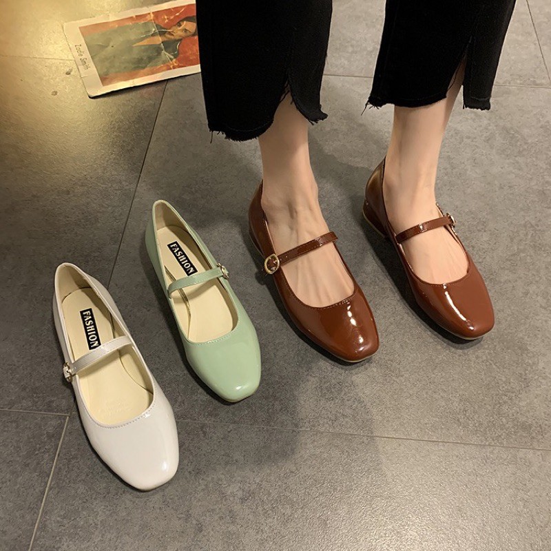 Giày Mary Jane bóng. Sẵn đen 36. Các màu khác od