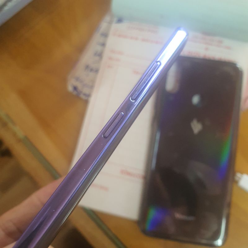 Nắp lưng vsmart joy 3 v430a,kính camera sau vsmart joy 3