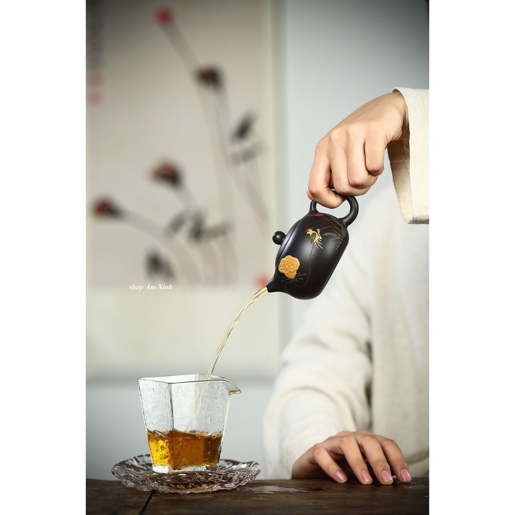 Ấm tử sa Nghi Hưng Tây Thi (Họa My Ca)