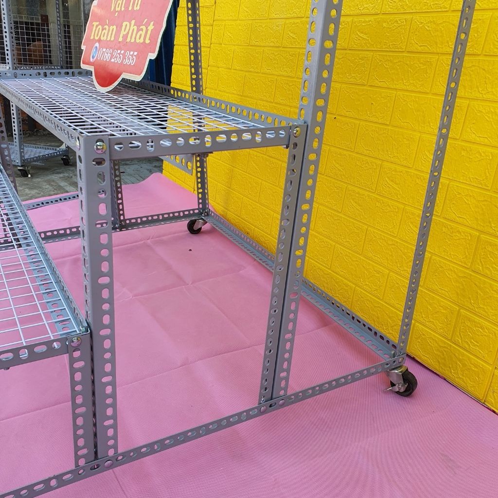 Kệ sắt V lỗ bậc thang 3 bậc khung V3x3cm gắn bánh xe  để cây và hàng hoá