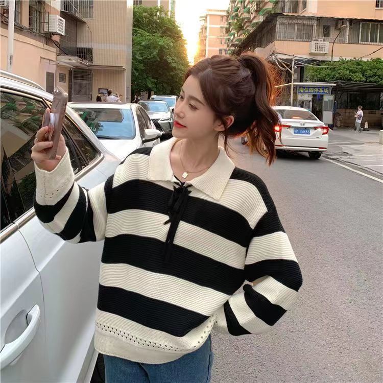 Áo Sơ Mi Dáng Rộng Cổ Polo Họa Tiết Kẻ Sọc Thiết Kế Mới Thời Trang Dành