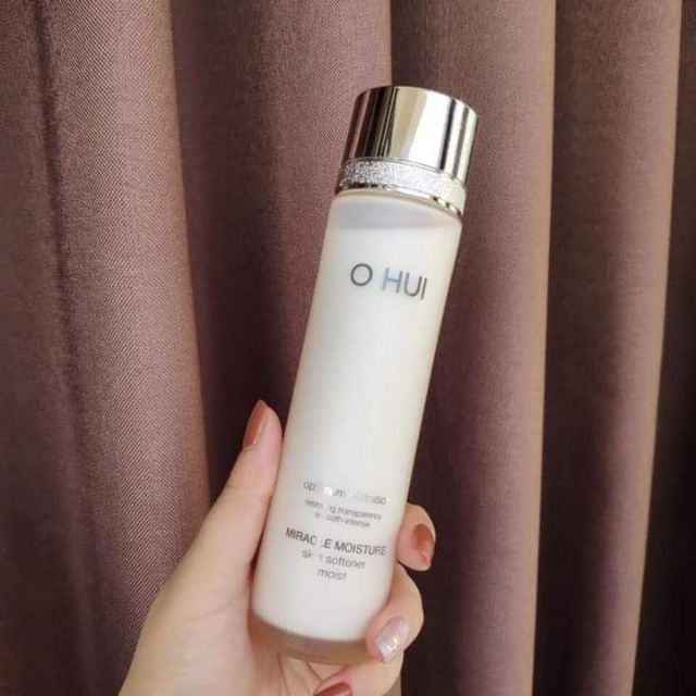 Nước hoa hồng Ohui Miracle Moisture