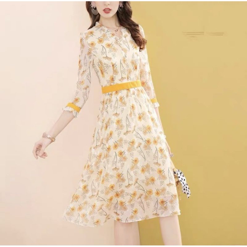 HÀNG NHẬP - ĐẦM XÒE VOAN GẤM HOA VÀNG
