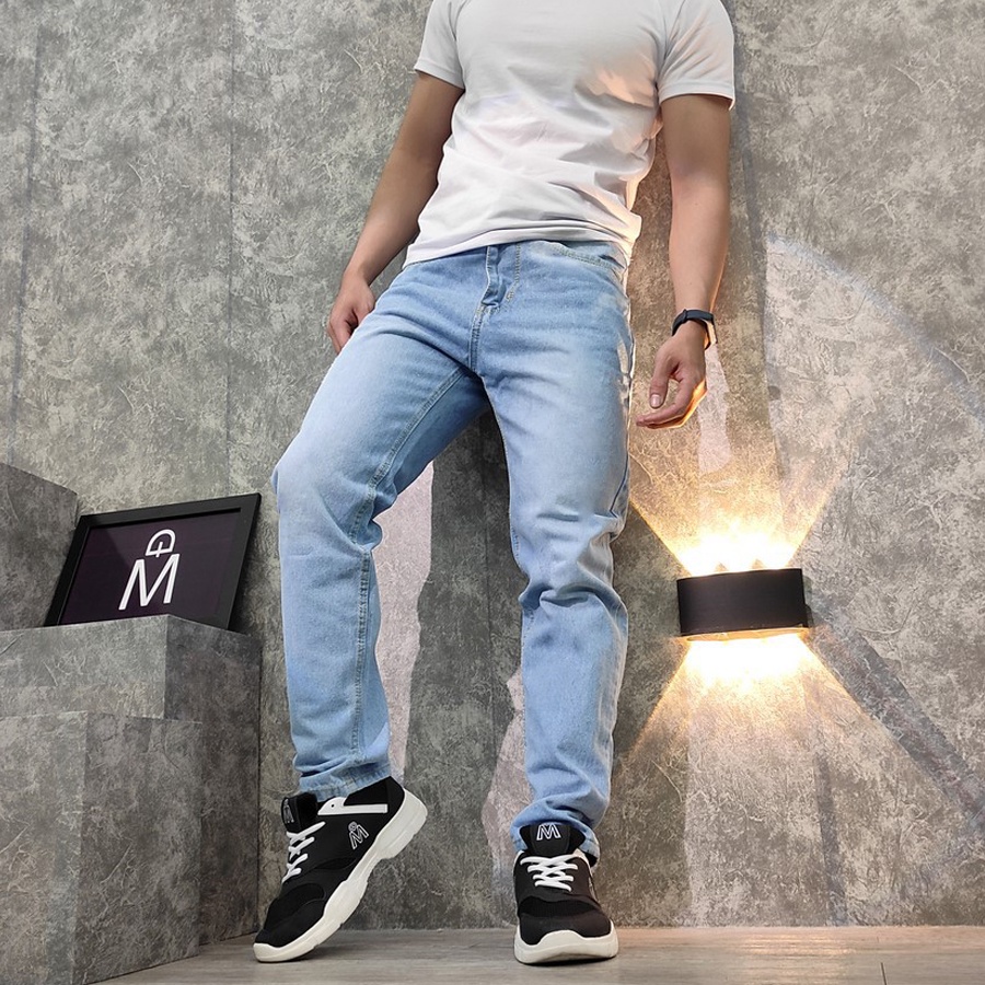 Quần Jeans Đen Xước Nhẹ Dáng Vừa Trẻ Trung Chất Vải Ít Phai Màu Co Giãn Nhẹ