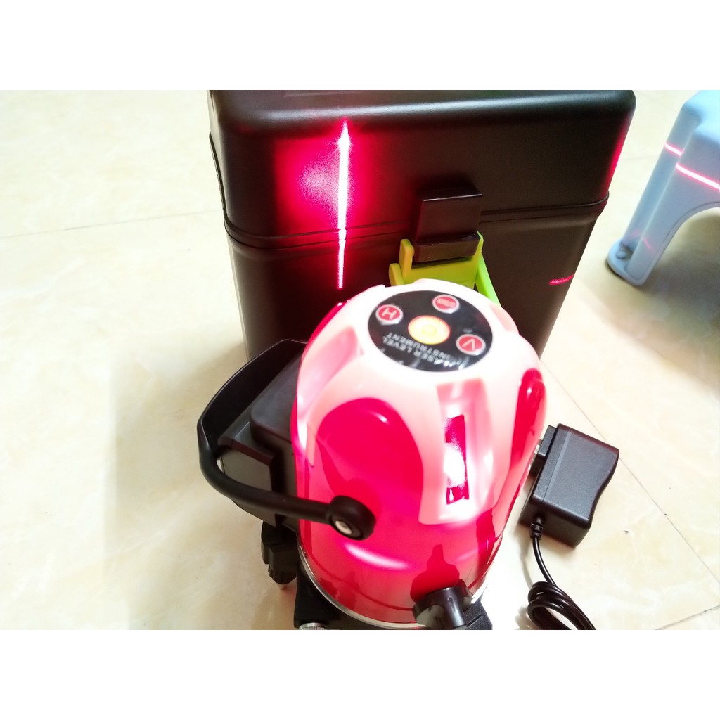 Máy cân mực laser 5 tia đỏ kèm chân đế 1m2