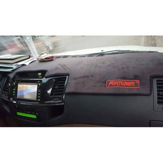Thảm taplo nhung xe oto fortuner