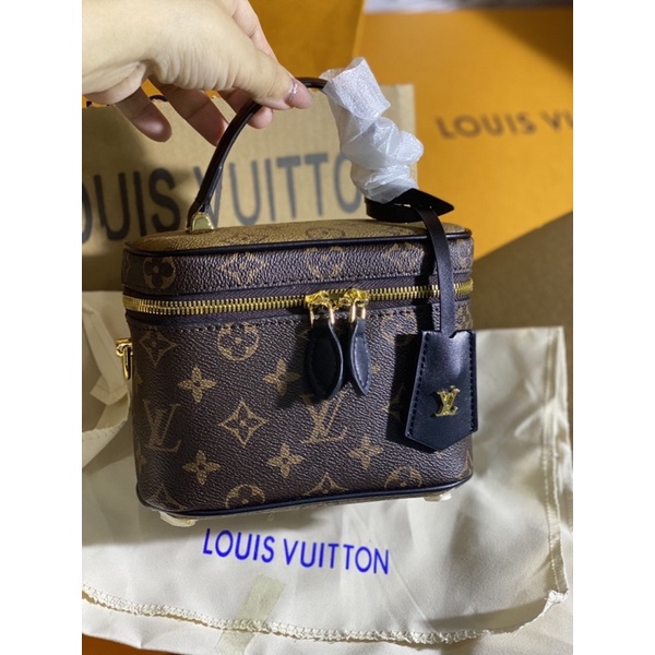 Túi xách nữ Lv Vanity Supper Vip